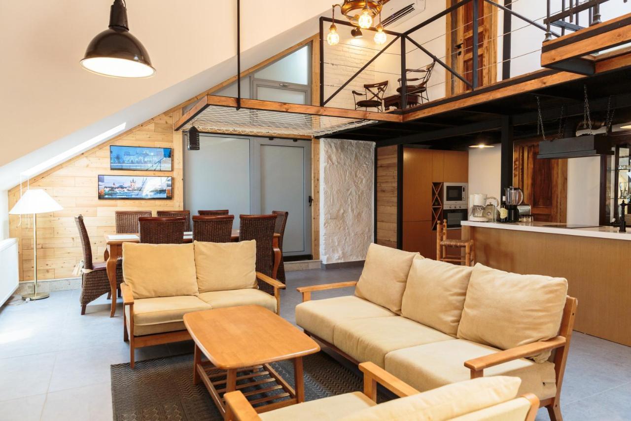 Nini'S Lofts At The Melikishvili Street Tbilisi Exterior photo